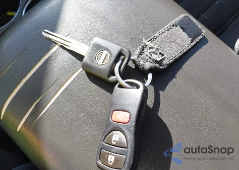 2011 Nissan Pathfinder Sv z USA, uszkodzony, nr VIN 5N1AR1NB2BC616869